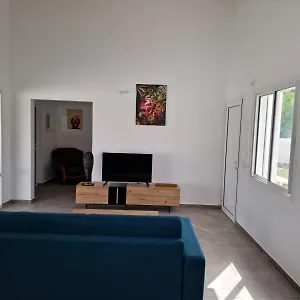  Hébergement de vacances Au Petit Paradis